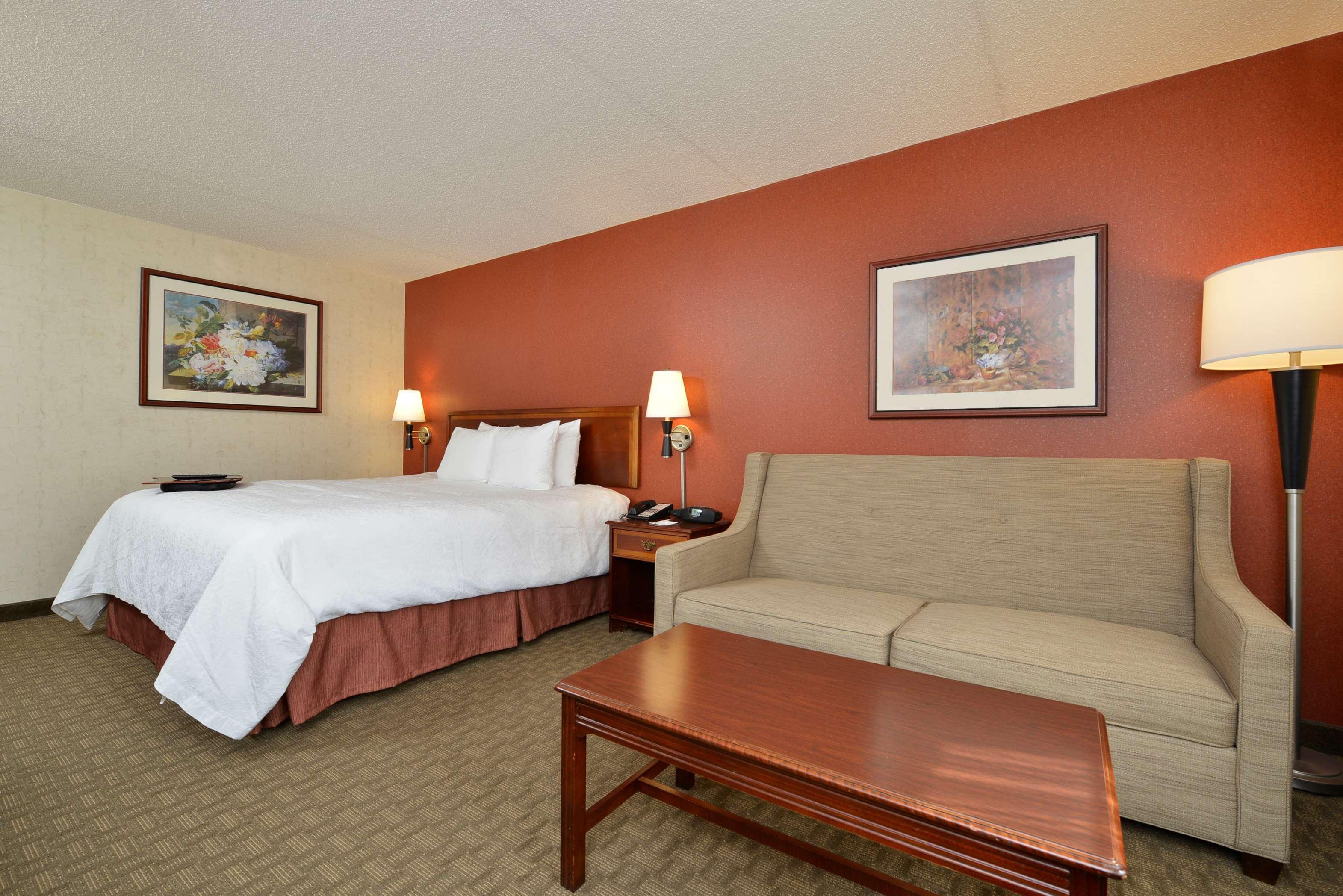 Hampton Inn East Aurora Bagian luar foto