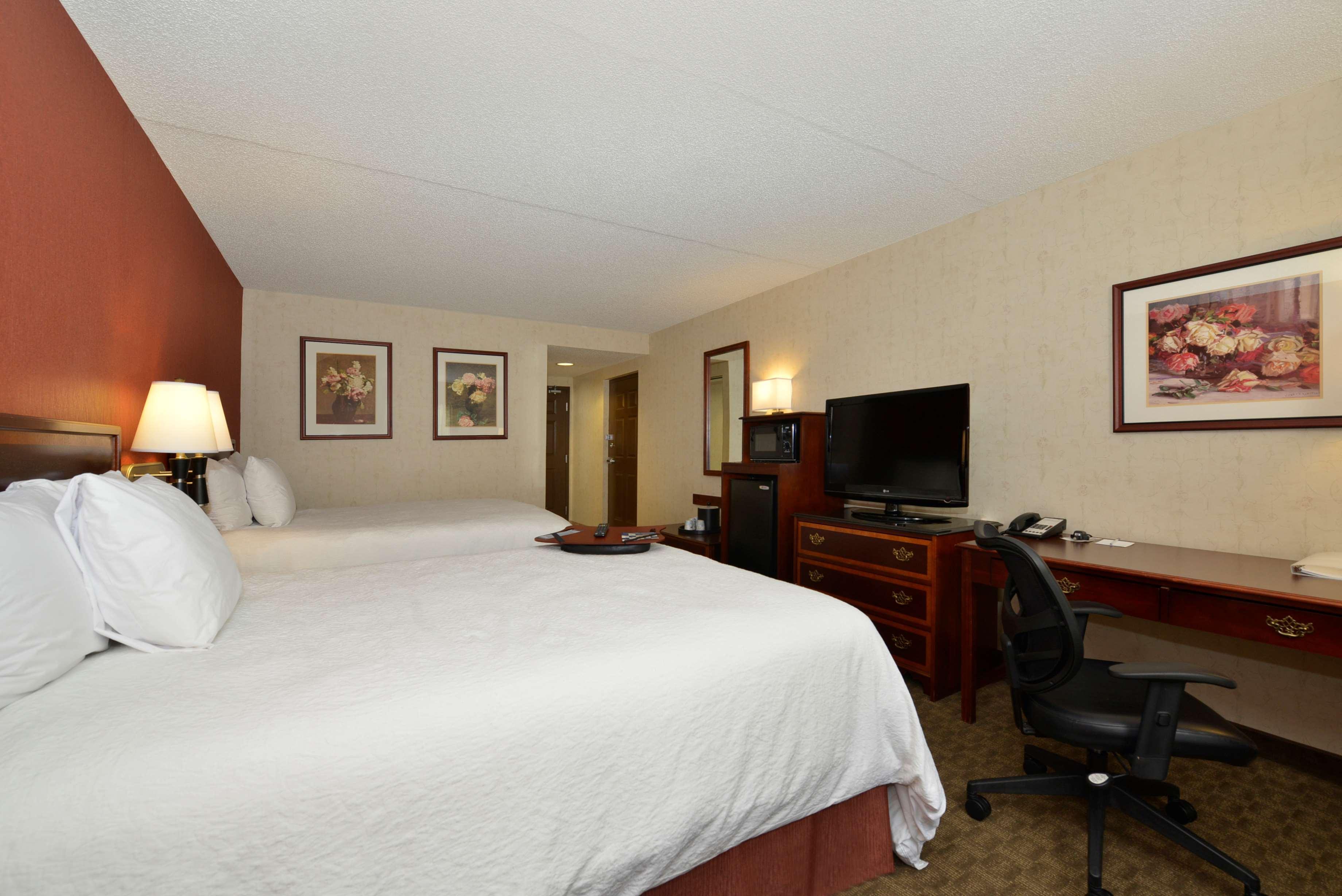 Hampton Inn East Aurora Bagian luar foto