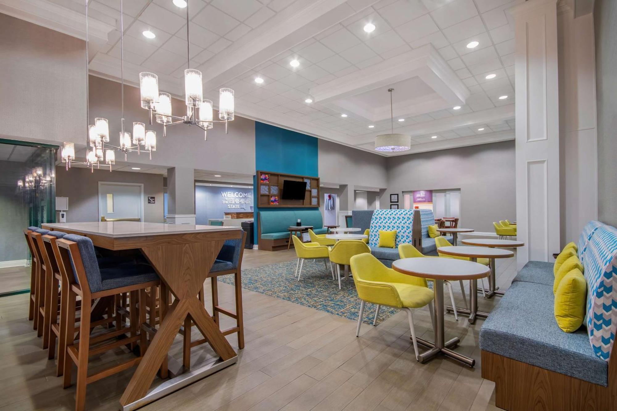 Hampton Inn East Aurora Bagian luar foto
