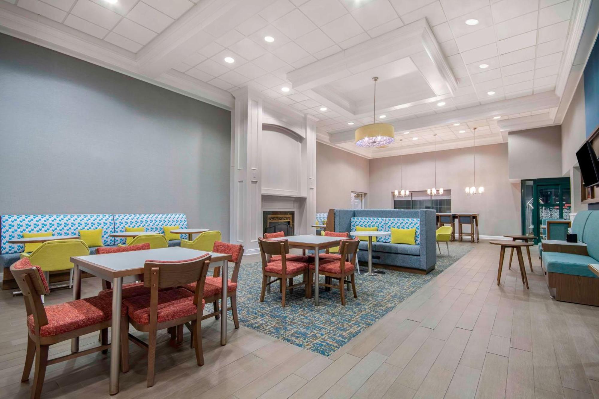Hampton Inn East Aurora Bagian luar foto