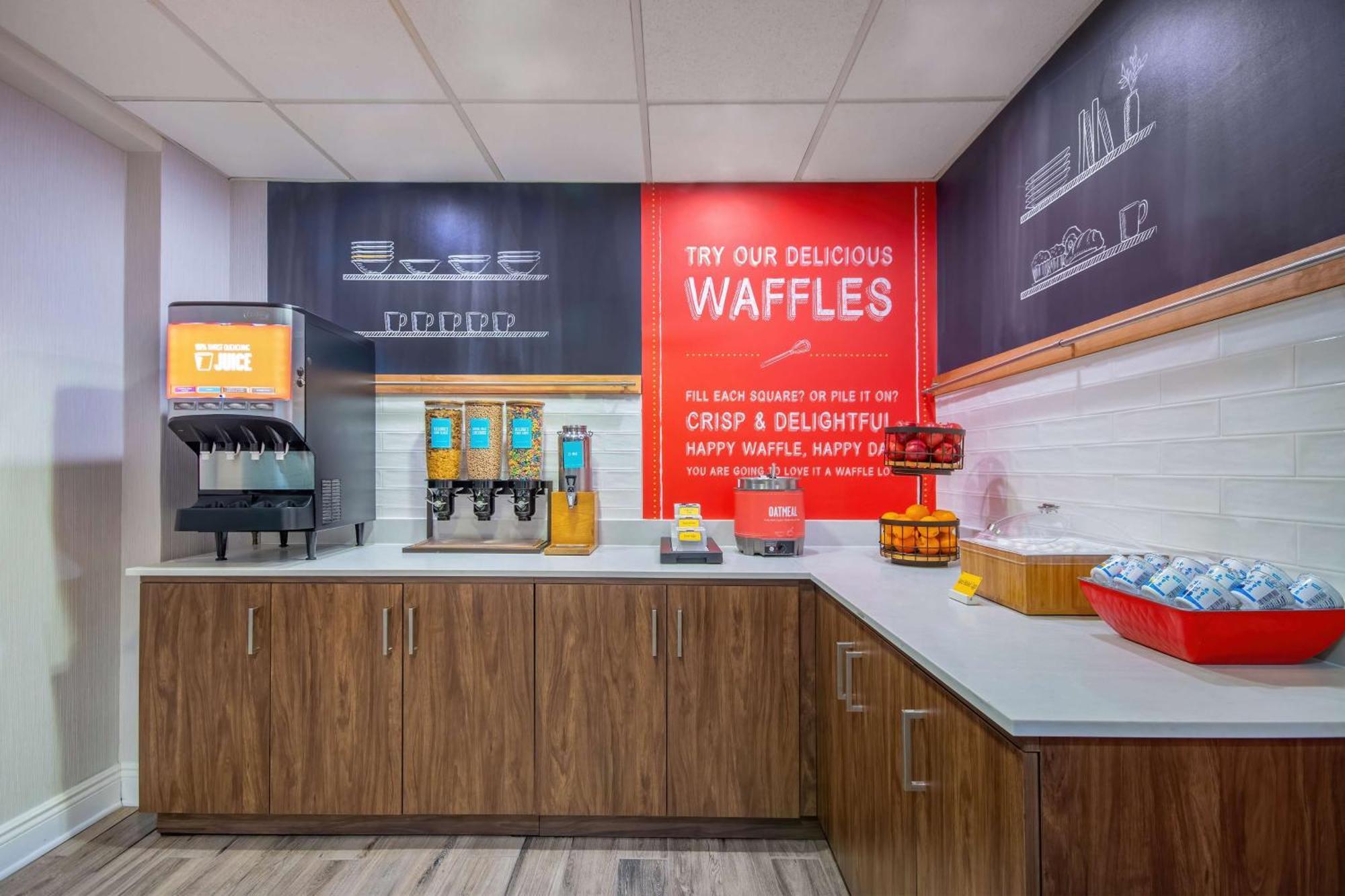 Hampton Inn East Aurora Bagian luar foto