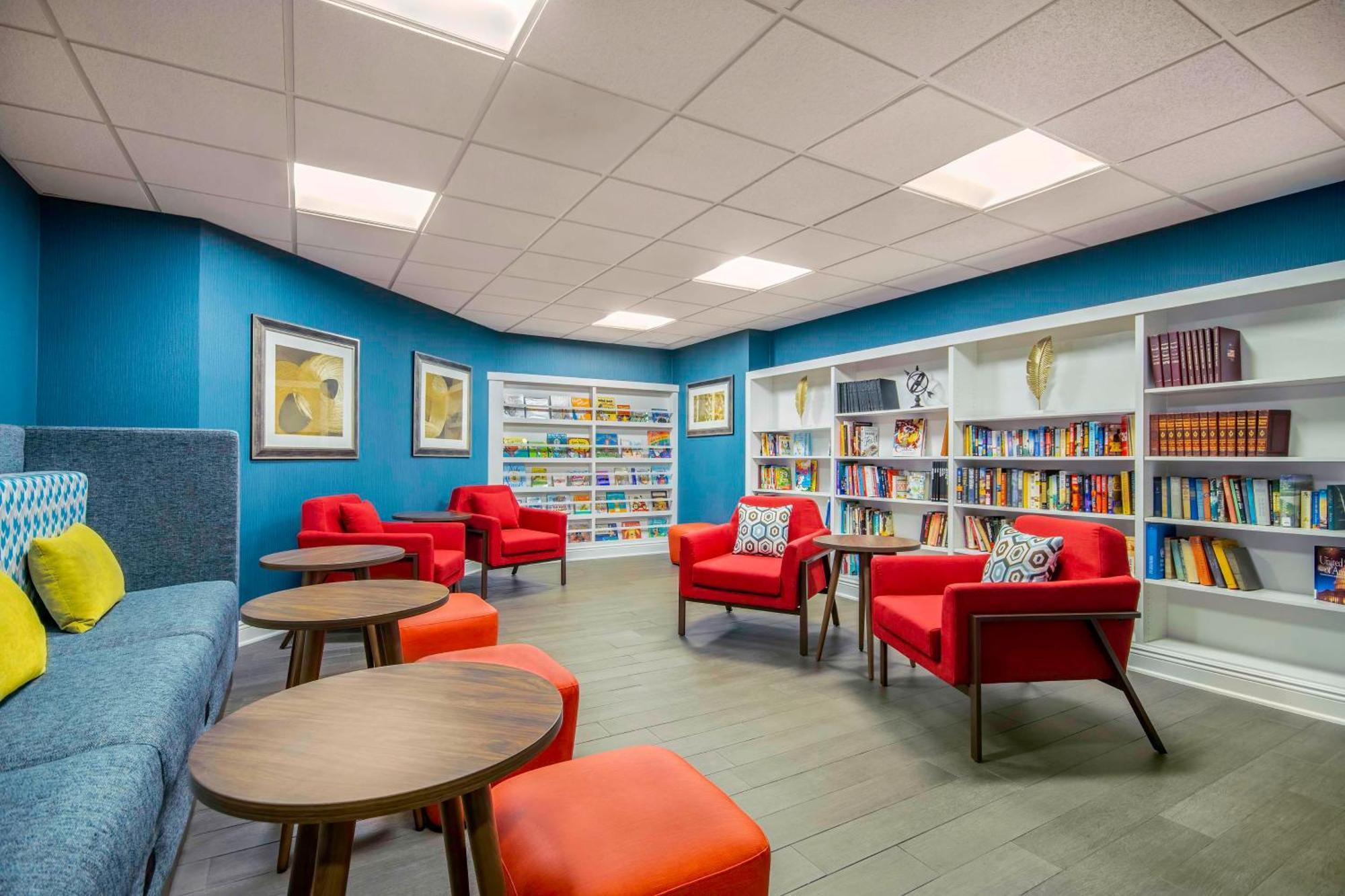 Hampton Inn East Aurora Bagian luar foto