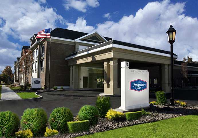 Hampton Inn East Aurora Bagian luar foto