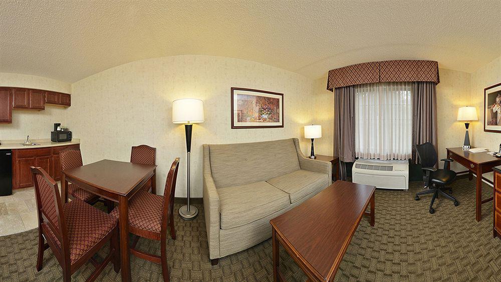 Hampton Inn East Aurora Bagian luar foto